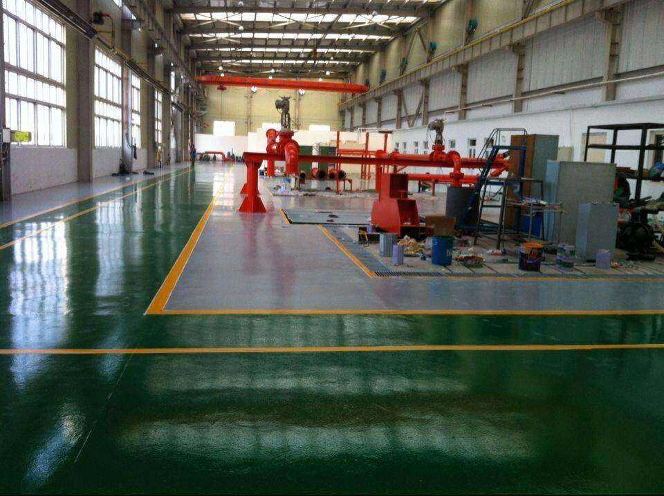 西城彩色防滑路面是兼具